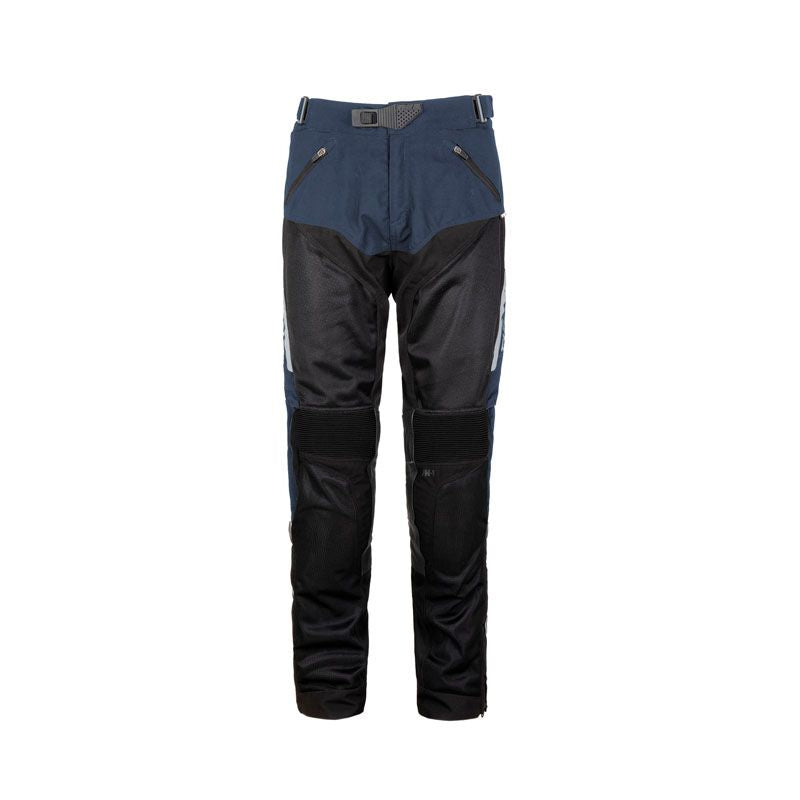 Pantaloni P-FOUR, un pantalone estivo con protezione modulare. Colore blu scuro. Di T.UR.