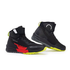 ELEVEIT MOTOBOOTS, scarpe moto impermeabili con design tecnico. Colore nero/rosso.