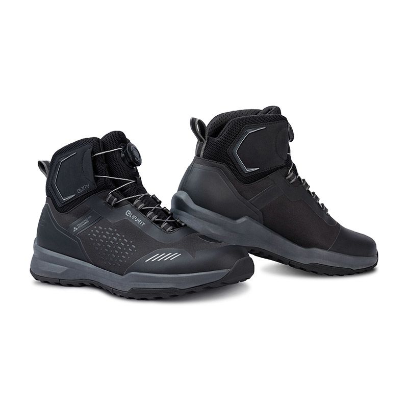 ELEVEIT MOTOBOOTS, scarpe moto impermeabili con design tecnico. Colore nero elegante.