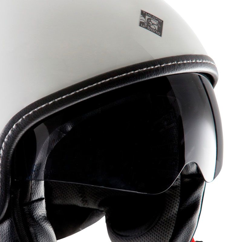 Visierino parasole per casco EL'METTIN EL'FRESH, un accessorio leggero e resistente. Ideale per motociclisti. Di TUCANO URBANO.