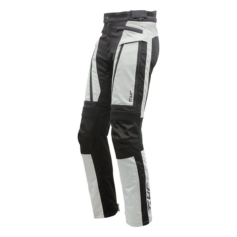 Pantaloni Invernali Gibraltar Hydroscud, un pantalone con protezione EN 17092. Colore Nero-Grigio Chiaro. Di T.UR.