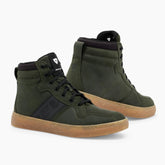 Scarpe Kick, una sneaker da moto con protezione SEESOFT. Colore verde scuro-marrone. Di REV'IT!.