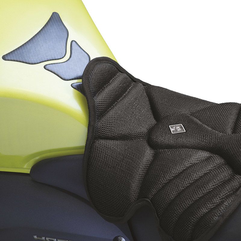 Coprisella COOL FRESH, un coprisella con rete Aero 3D. Design elegante per moto. Di TUCANO URBANO.