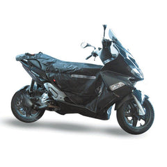 Coprigambe Termoscud R043X, un coprigambe impermeabile e termico. In uso su scooter. Di TUCANO URBANO.