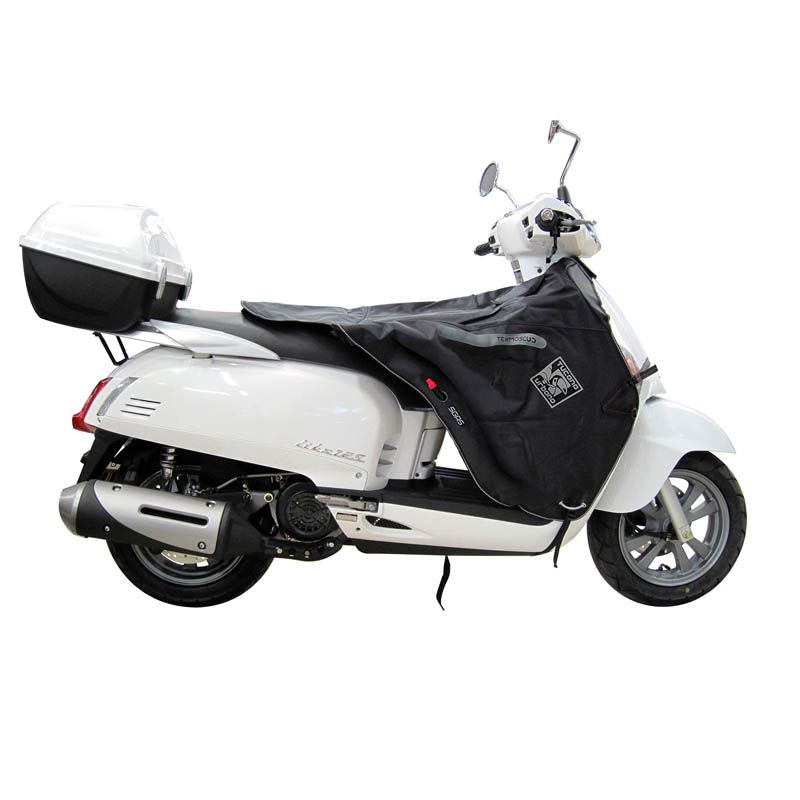 Coprigambe Termoscud R151X, un coprigambe impermeabile con fodera termica. Utilizzato su scooter. Di Tucano Urbano.
