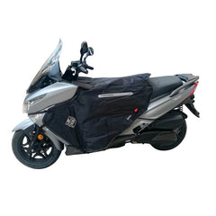 Coprigambe Termoscud R183X, un coprigambe impermeabile e termico. Su scooter. Di Tucano Urbano.