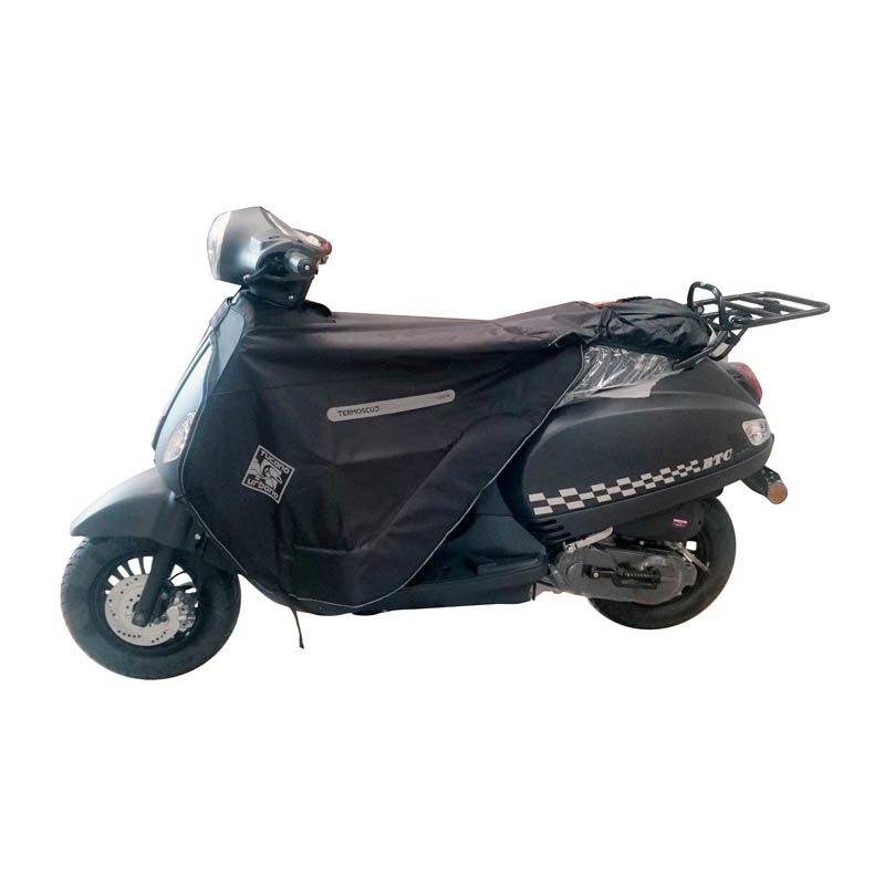 Coprigambe Termoscud R203X, un coprigambe impermeabile con fodera termica. Su scooter. Di Tucano Urbano.