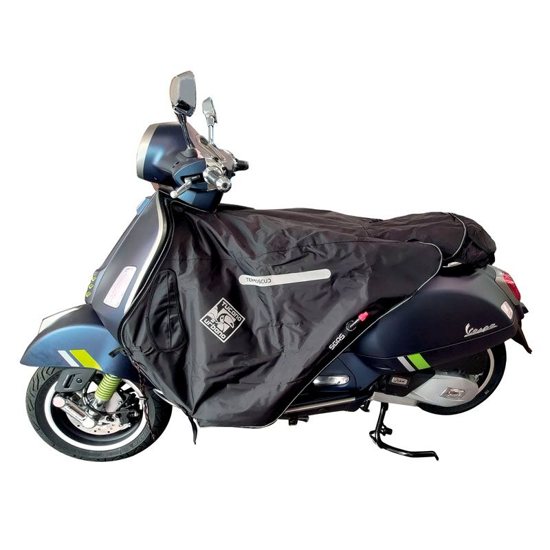 Coprigambe Termoscud®, un coprigambe impermeabile con fodera termica. Su scooter. Di Tucano Urbano.