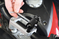 Screw, supporto con attacco per viti e riser M8