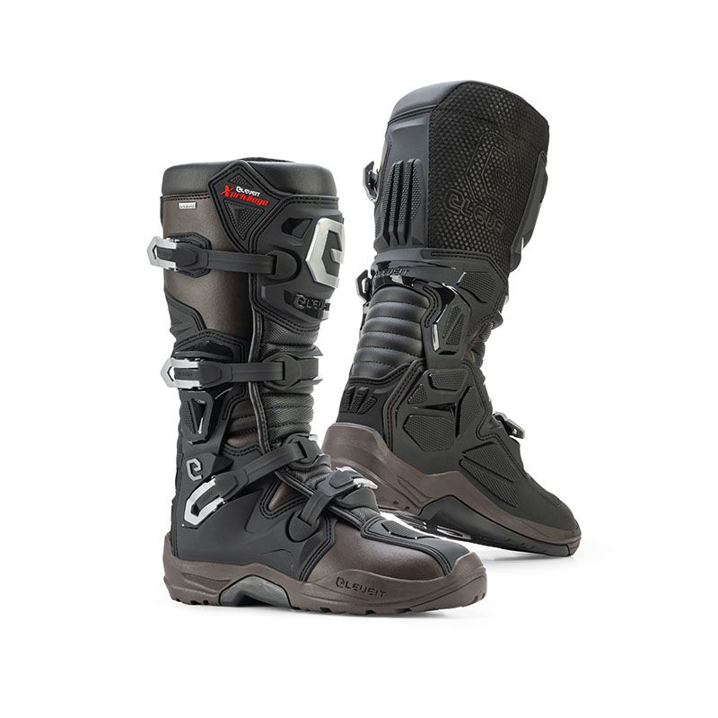 Stivali X PRIVILEGE WP ENDURO, stivali off-road impermeabili marroni. Da ELEVEIT MOTOBOOTS.