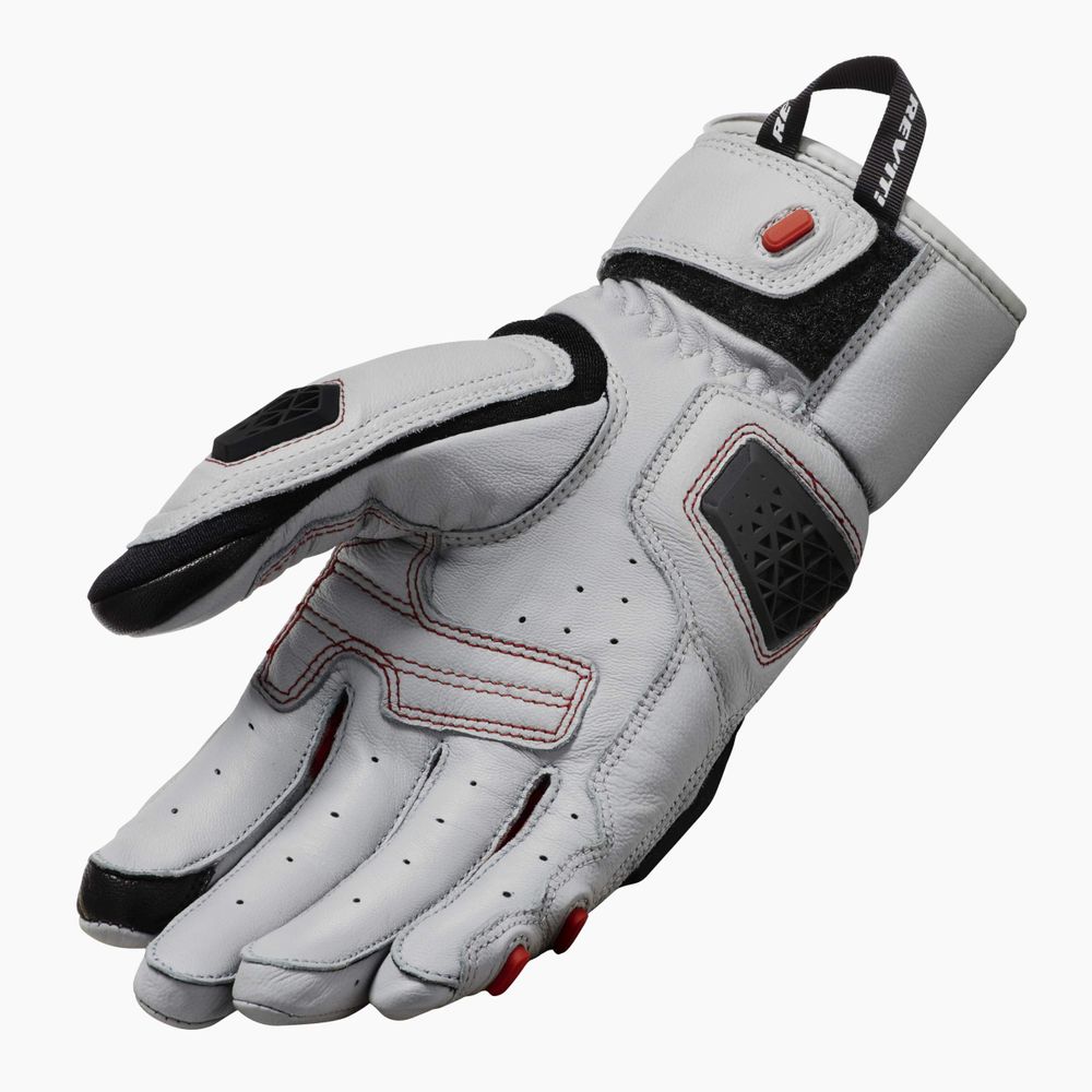 Guanti Sand 4 Ladies, un guanto moto estivo con protezioni in TPR. Ideali per avventure in moto. Di REV'IT!.