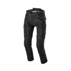 Motorcycle Jeans Macna, Arrival