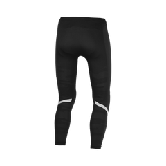 Pantalone Fresco Macna, un baselayer con traspirabilità eccezionale. Colore nero/grigio/argento.