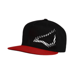 Cappellino Snapback, un cappellino con logo laterale rosso/nero. Ideale per motociclisti. Di Macna.